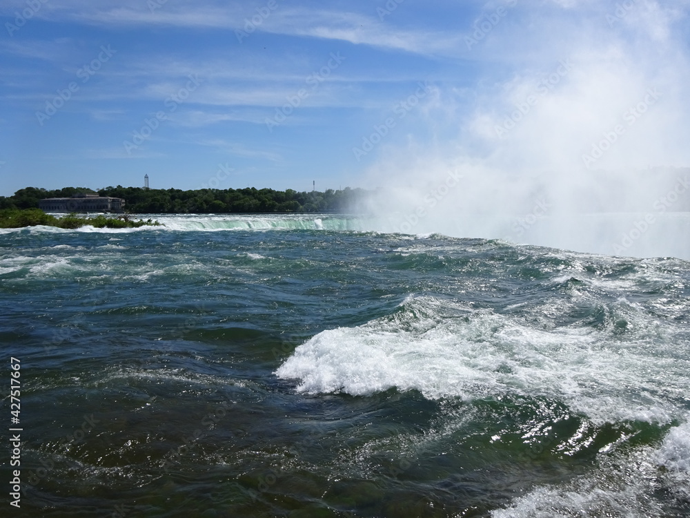 wave breaking on the rocks wave breaking on the rocks
