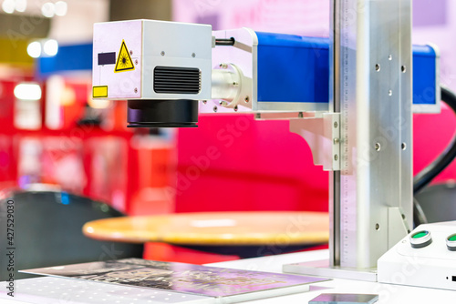 fiber laser marking or engraving machine for write letter or various graphic image symbol etc. of business or industrial