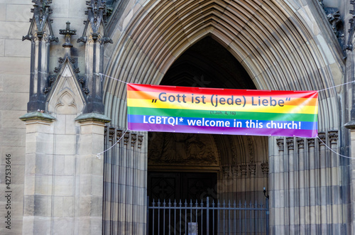 Gott ist (jede Liebe), LGBTQI* welcome in this church, Elisabethenkirche, Basel, Schweiz