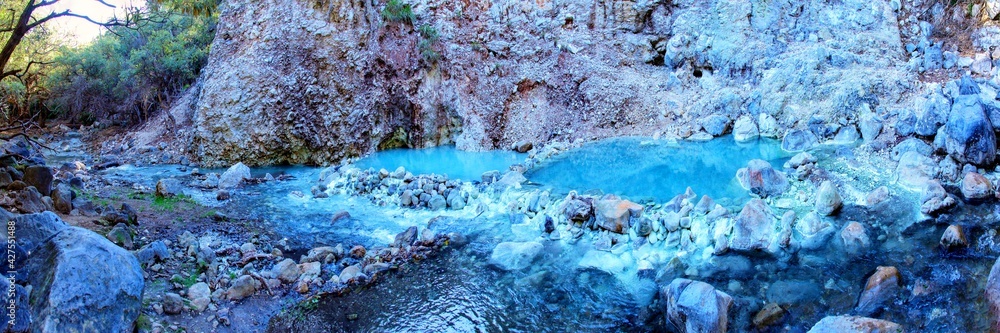 Eaux thermales de Santa Maria sur le volcan Rincon de la Vieja au Costa Rica