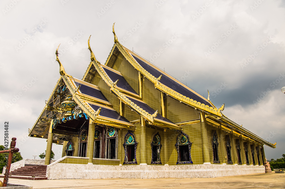 Obraz premium Temple of buddhiem in Thailnd 