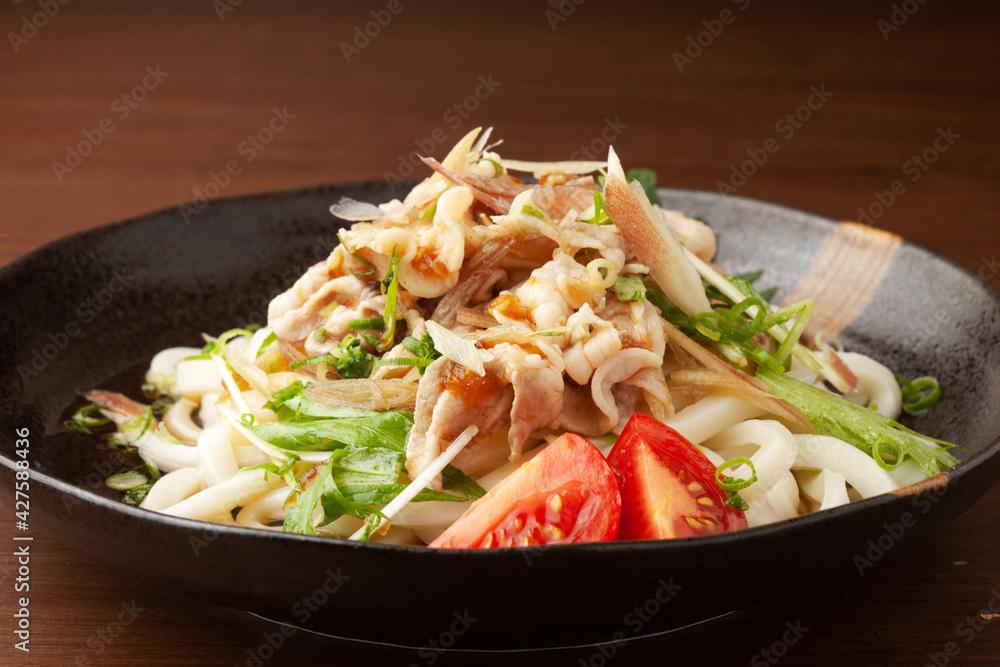 ミョウガと水菜の冷しゃぶうどん ミョウガと水菜の冷しゃぶうどん