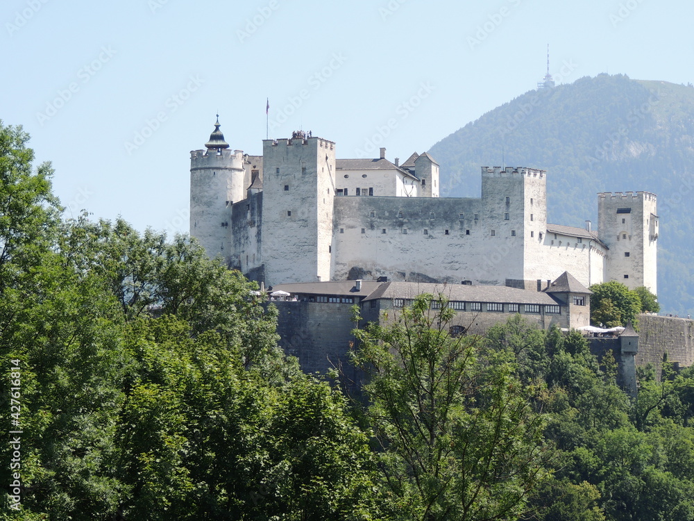 Por las calles de Salzburgo y sus castillos.