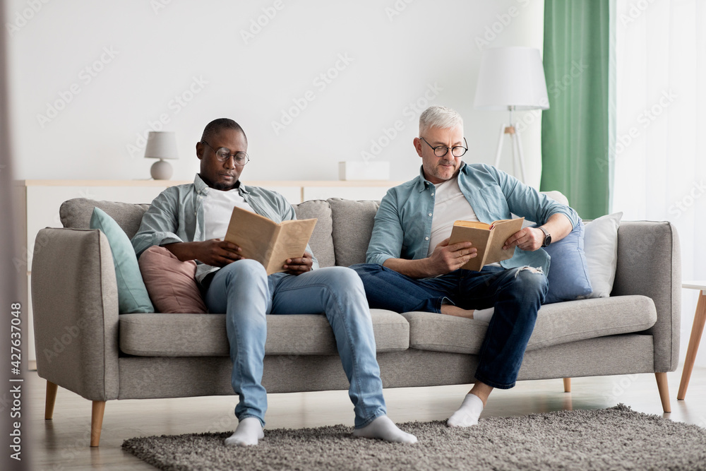 Enjoy free time at home, smart friends relax together during lockdown Enjoy free time at home, smart friends relax together during lockdown