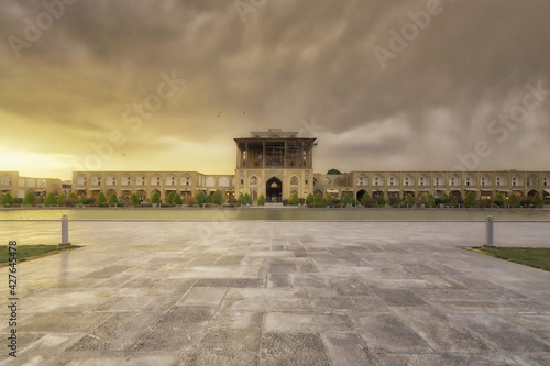 Aali Qapu Palace at sunset photo