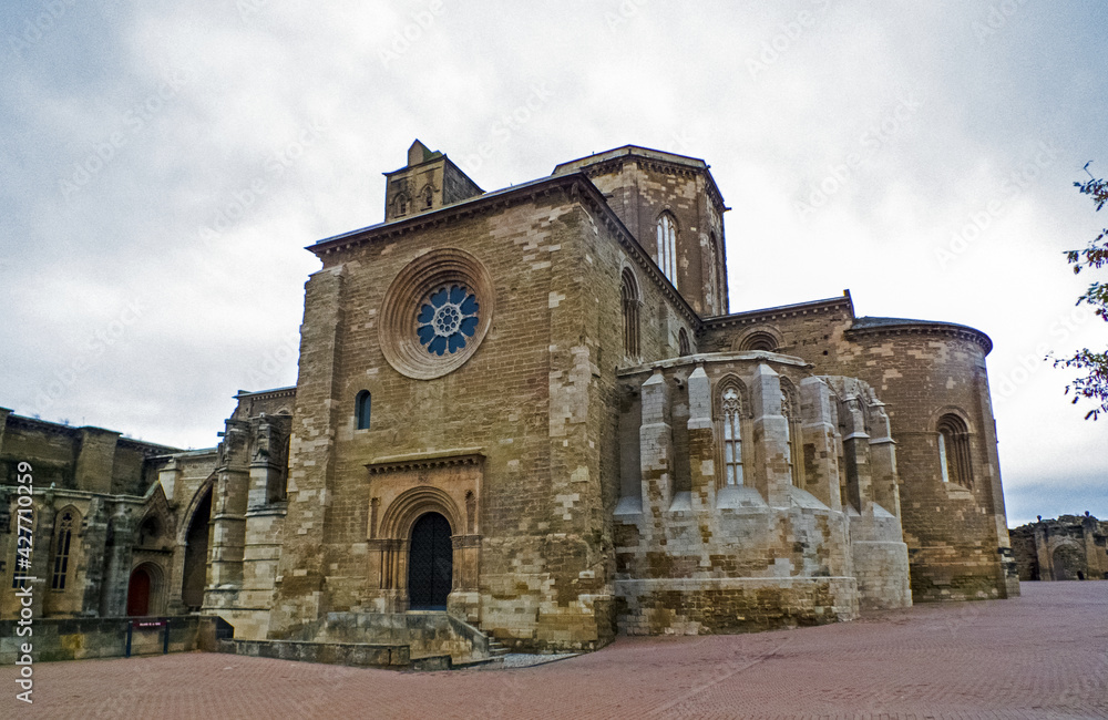 Vista lateral de la Catedral de Lérida, España