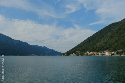 Il panorama del Lago di Lugano da Melide, in Canton Ticino. © Fabio Caironi