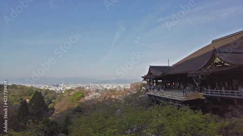 Wallpaper Mural 京都 清水寺の桜と春の景色 Torontodigital.ca