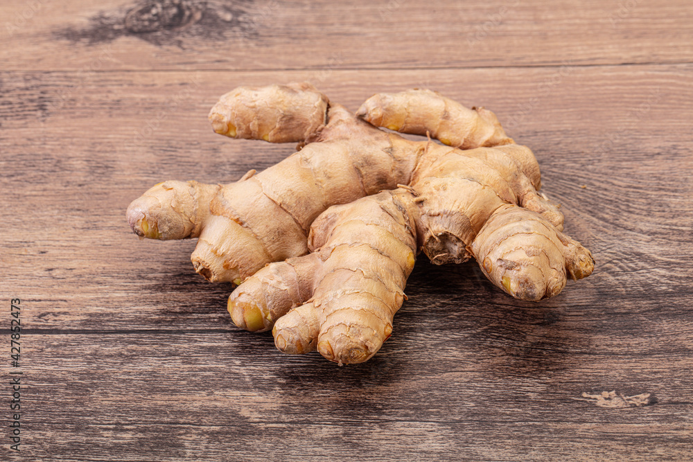 Natural organic raw ginger root