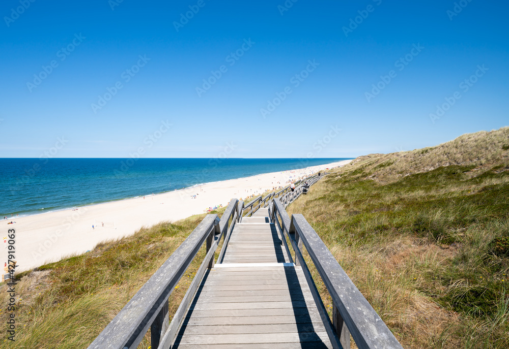 Wooden walkway to the beach, Sylt, Schleswig-Holstein, Germany