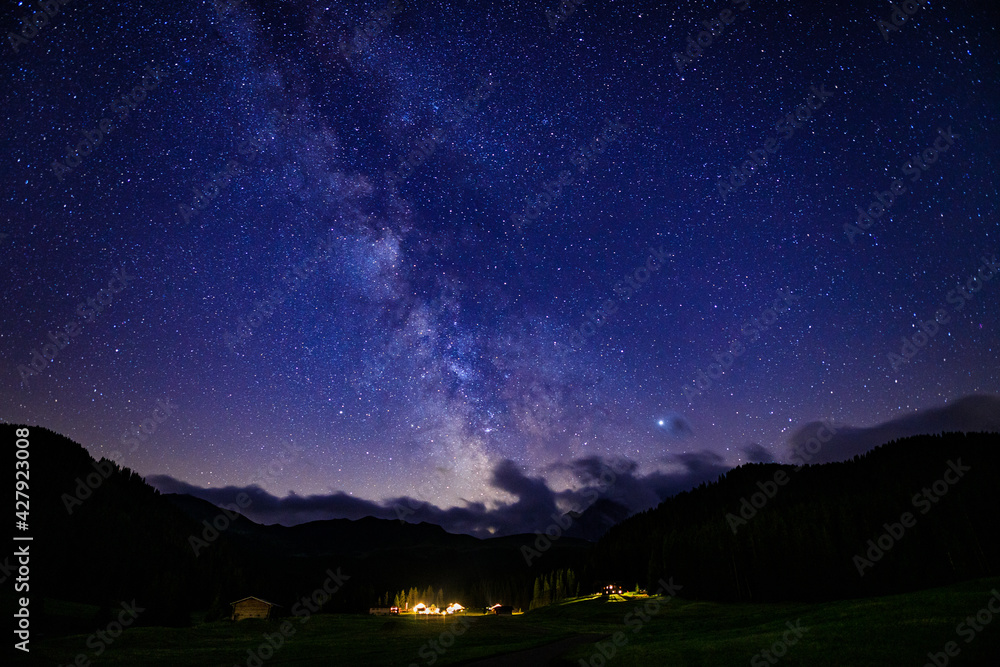 Fototapeta premium via lattea da Saltria, Alpe di Siusi 