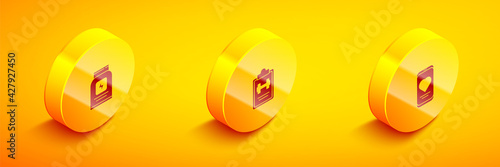 Set Isometric Sports nutrition, training program and Mobile with heart rate icon. Vector