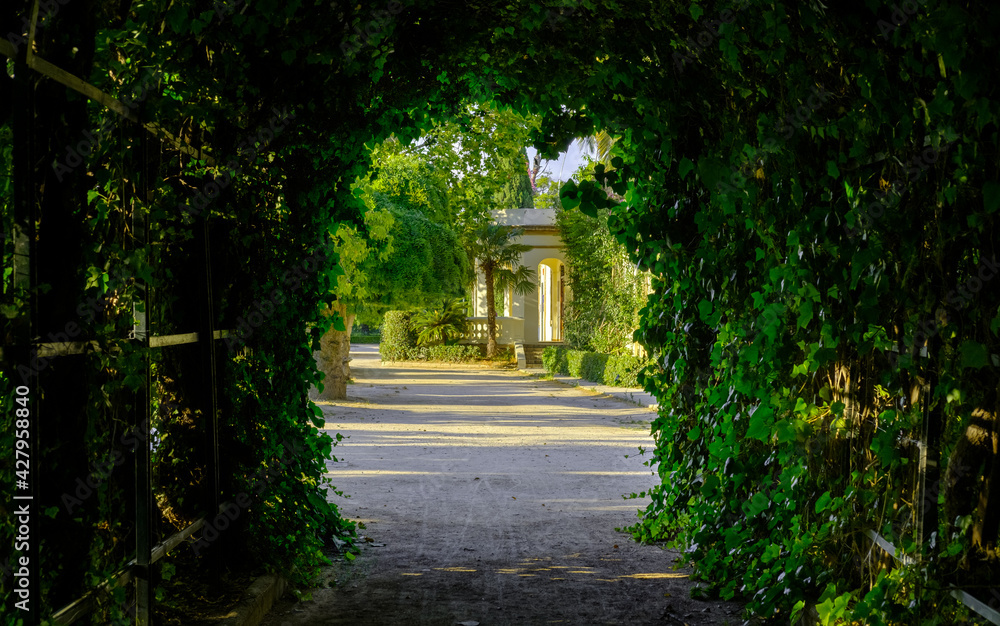 Jardines del Real, Viveros Valencia, near old dry riverbed of the River Turia