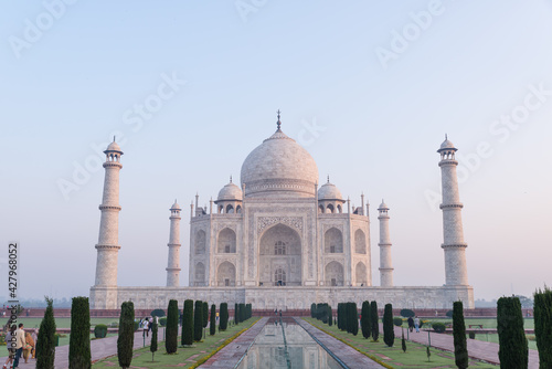 views of the taj mahal