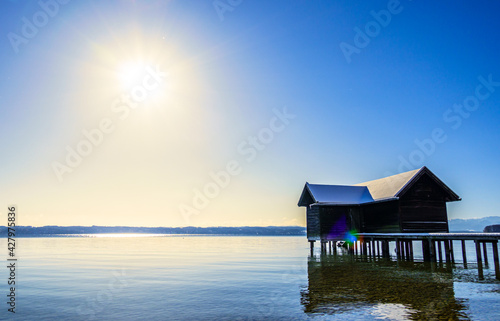 small hut at the starnberg lake © fottoo
