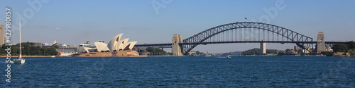 Fototapeta Naklejka Na Ścianę i Meble -  Sydney Harbor Bridge and Opera House.
