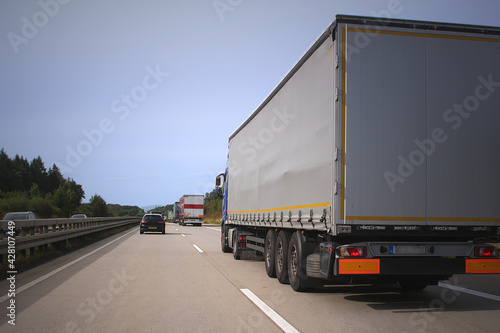 Two lane highway with heavy lorry traffic on right lane (Germany)