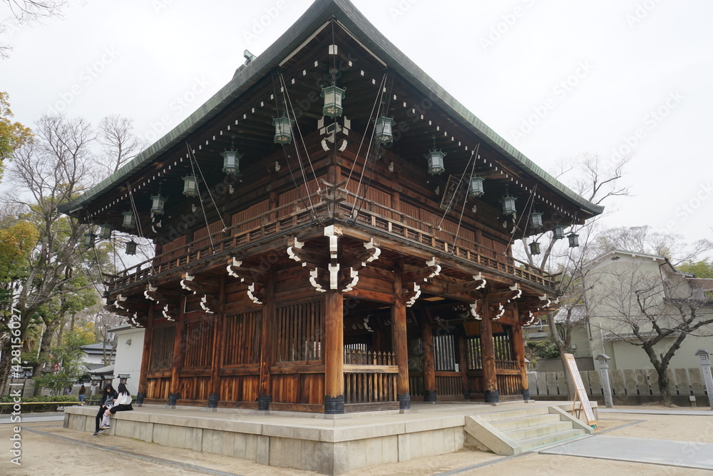 大阪の石切劔箭神社の山門