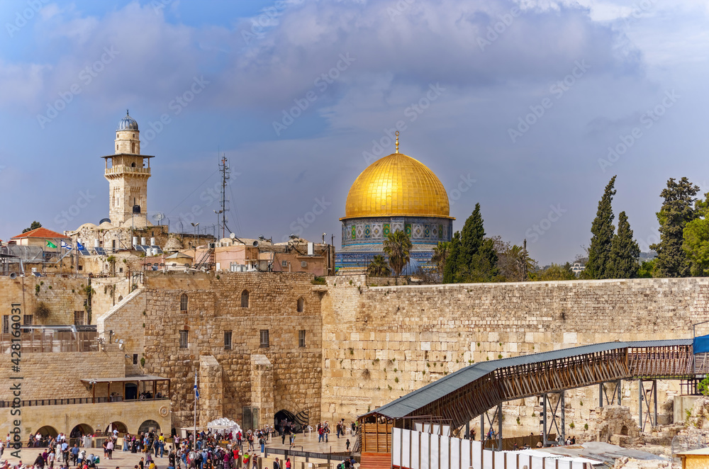 Dome Of The Rock And Al Aqsa Mosque On The Temple Mount, Jerusalem, Israel