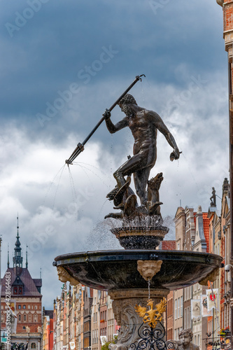Fountain Of Neptune Am Langen Markt, Danzig Poland