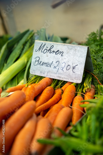 Karotten auf den Wochenmarkt