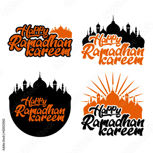 Elegant ramadan kareem decorative moon and lanterns greeting Free Vector