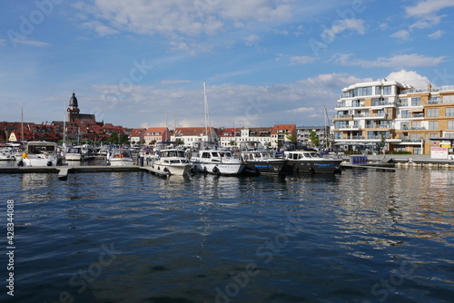 Hafen mit Jachten in Waren (Müritz)