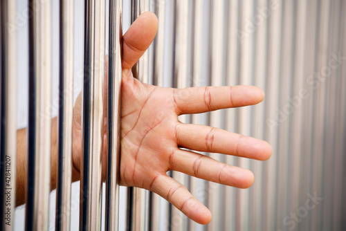 prisoner's hand