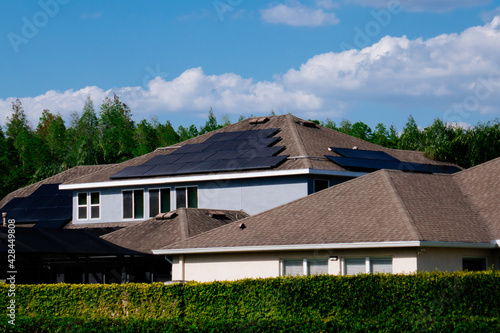 Fototapeta Naklejka Na Ścianę i Meble -  Solar panel: Green energy from sun