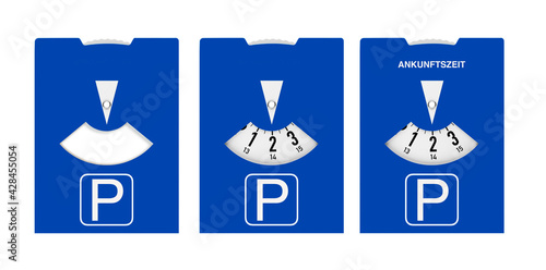 Blaue Parkscheibe mit  Ankunftszeit auf weissem Hintergrund