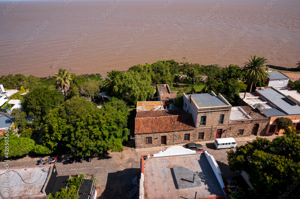 Colonia del Sacramento - Montevideo (Uruguay) Colonia del Sacramento - Montevideo (Uruguay)