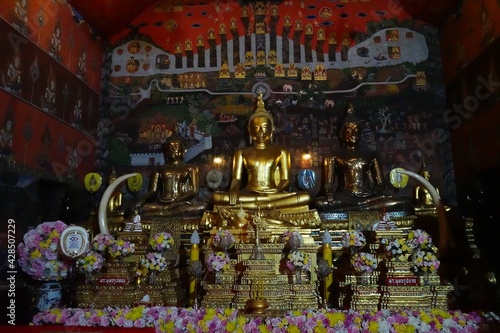 old buddha in thailand temple © jomyencha
