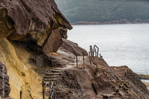 紀伊半島でみた絶壁 (日本 - 和歌山 - 鬼ヶ城)