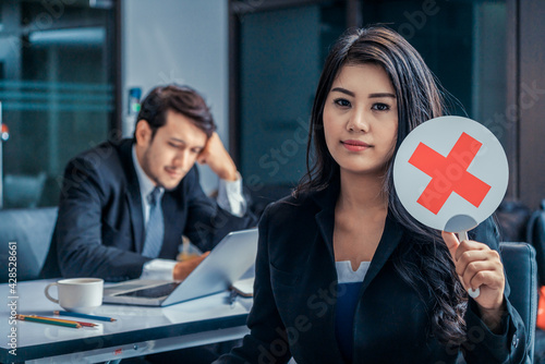 Canvas Print Female human resource manager decline the employment candidate who failed interviewing, sitting in office room