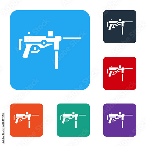 White Submachine gun M3, Grease gun icon isolated on white background. Set icons in color square buttons. Vector