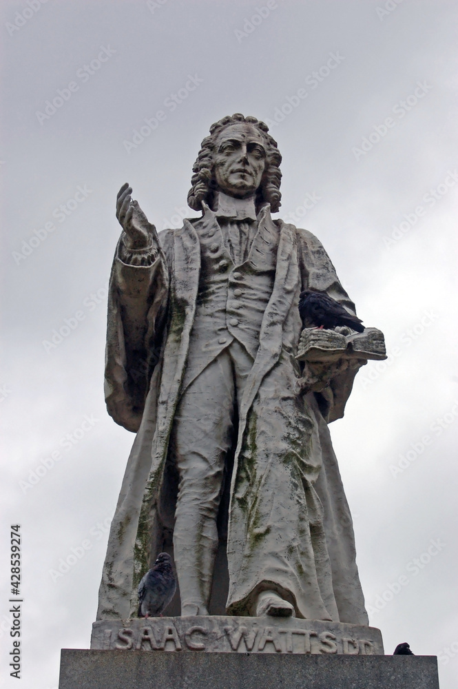 Isaac Watts statue, Southampton