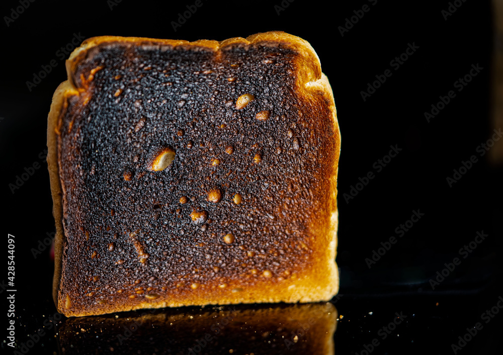 Toastbrotscheibe-verbrannt