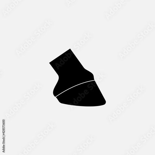 Shoe vector icon illustration isolated on white background. Horse shoe icon. Horseshoe icon. Shoe vector icon eps.