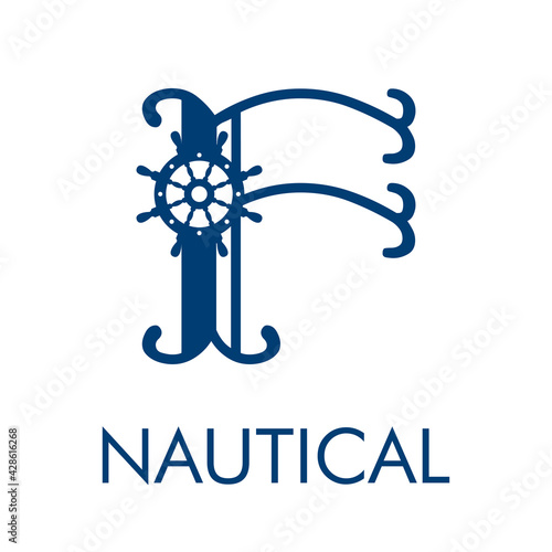 Logotipo con letra inicial F vintage con timón de barco y texto Nautical en color azul