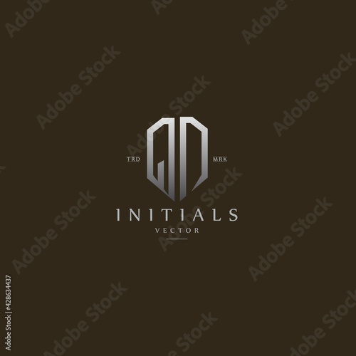 classy QD vintage metal monogram logo. elegant silver initials icon premium vector design template