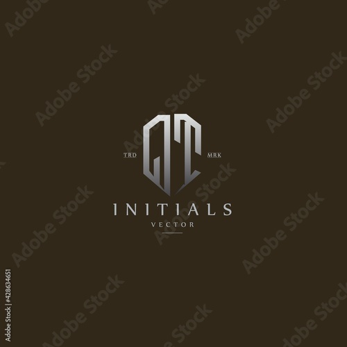 classy QT vintage metal monogram logo. elegant silver initials icon premium vector design template