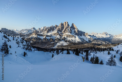 Bild auf Leinwand Skitour Cortina