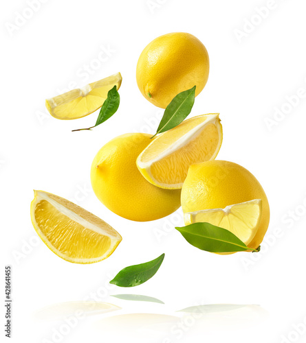 Tableau sur toile creative image with fresh lemons falling in the air, zero gravity food conceptio