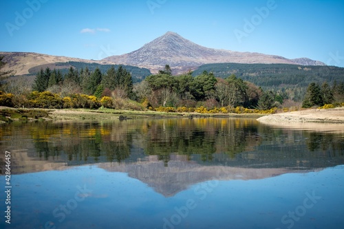 Fototapeta Naklejka Na Ścianę i Meble -  lake reflection Scotland landscapes