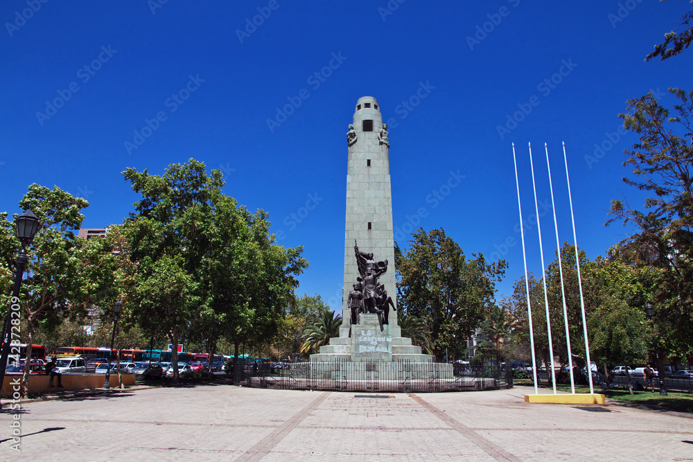 Obraz premium The statue in Santiago, Chile