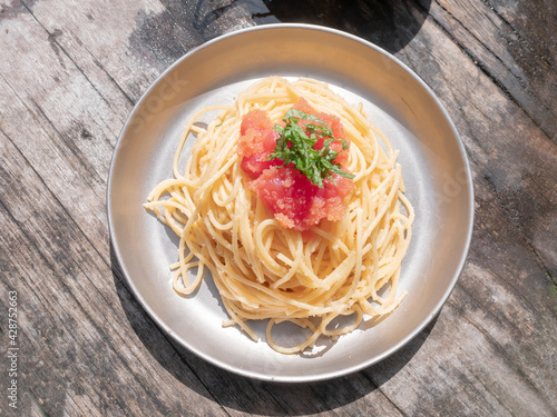 山やキャンプで調理するアウトドアごはん【明太子パスタ】