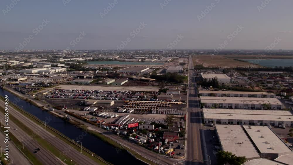 Aerial panning video Hialeah Florida 4k Aerial panning video Hialeah Florida 4k