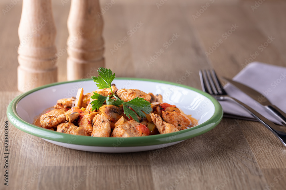 Turkish stew with chicken and mushrooms