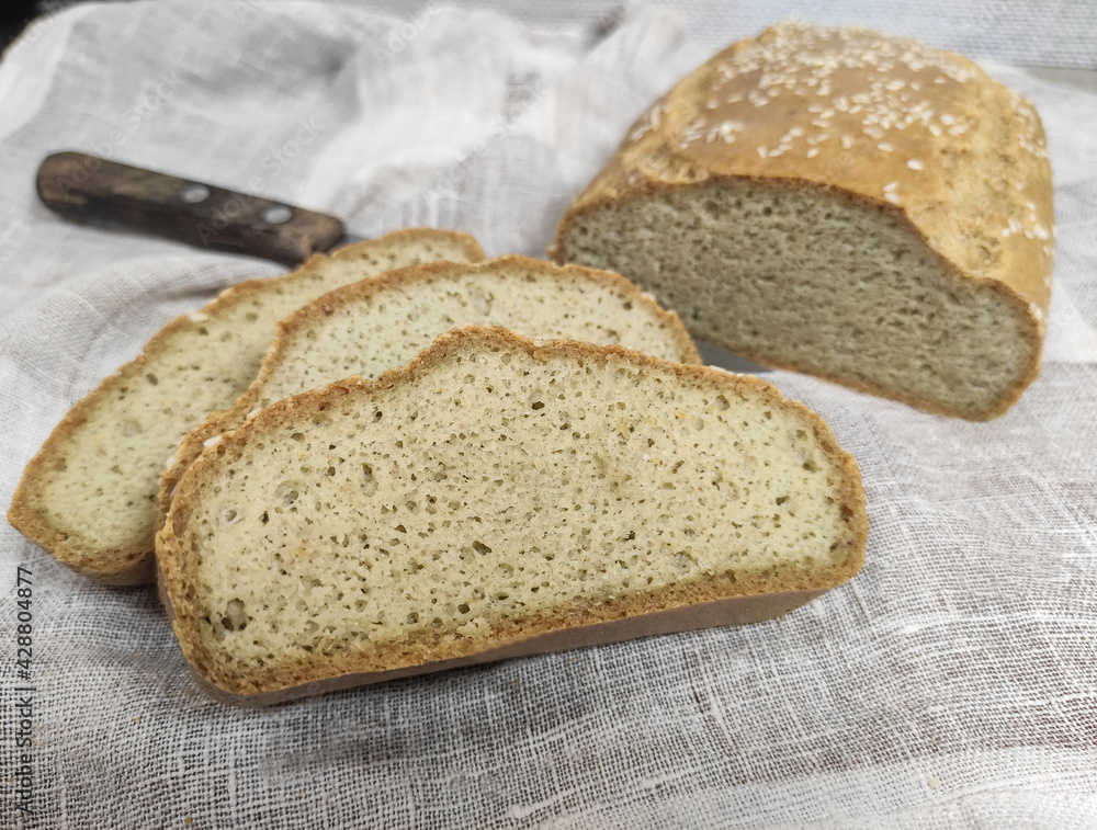 Healthy hommade gluten-free bread for an organic diet Healthy hommade gluten-free bread for an organic diet