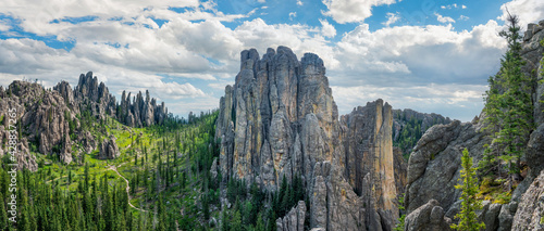 Fototapeta Naklejka Na Ścianę i Meble -  Cathedral Spires panorama in the Black Hills of Custer State Park South Dakota - hike from the Needles Scenic Highway
